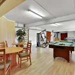 Cozy In With Kitchen 펜션 루켄