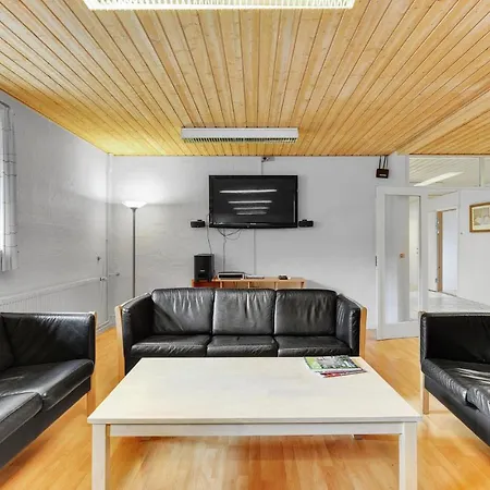Cozy In Lokken With Kitchen Holiday home *